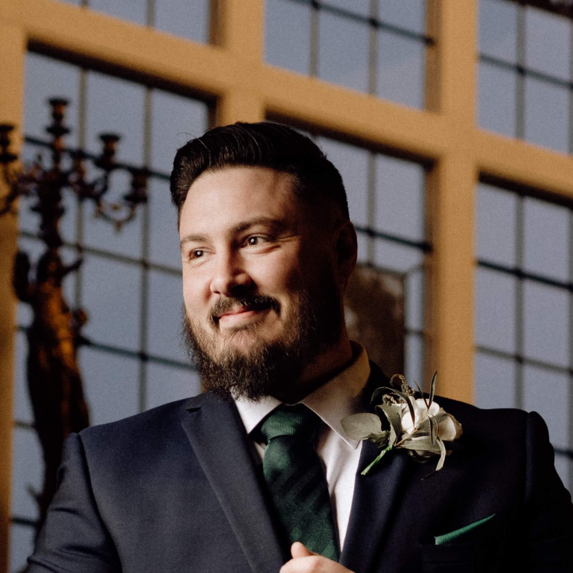 mark williams in suit and tie portrait picture